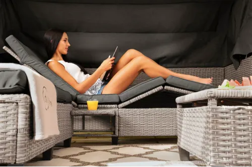 Регульоване сидіння з функцією лежака